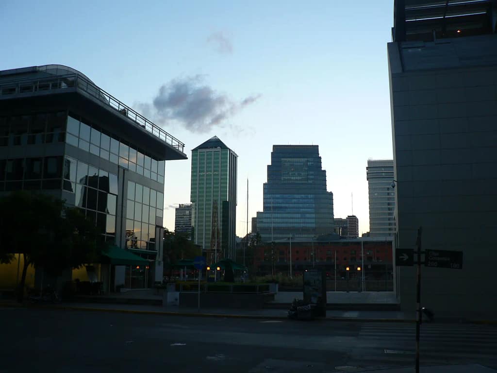 Atardecer de un día Nublado en Puerto Madero - Buenos Aires